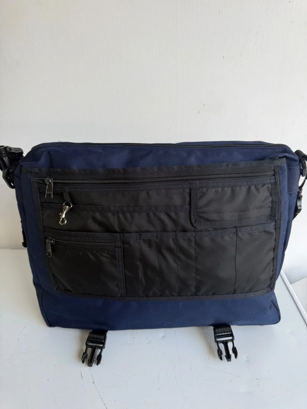 VINTAGE WINDOWS 95 MESSENGER BAG 1995 COMPUTER LAPTOP CROSSBODY BLUE
